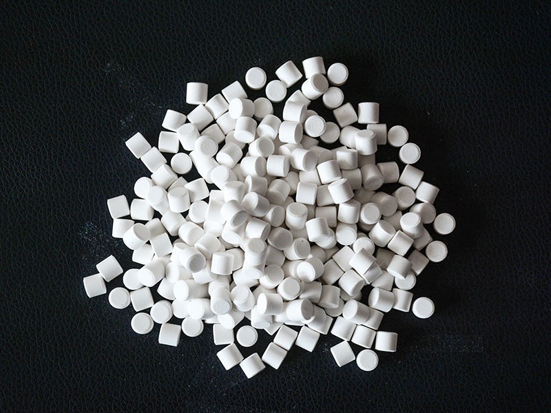 Oxygen enrichment tablet